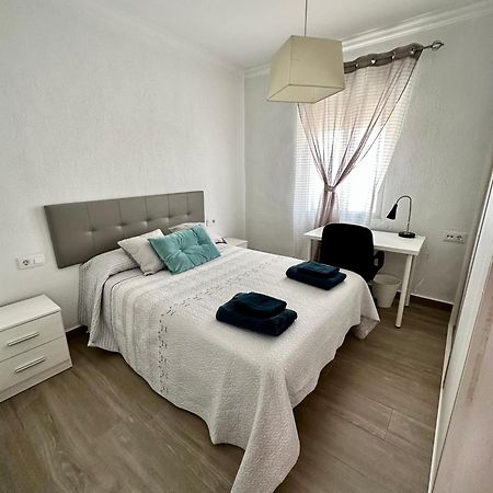 Precioso Apartamento 3 Dormitorios, Aire Acondicionado Menos 10 Min A Pie Feria Jerez De La Frontera Херес-де-ла-Фронтера Экстерьер фото