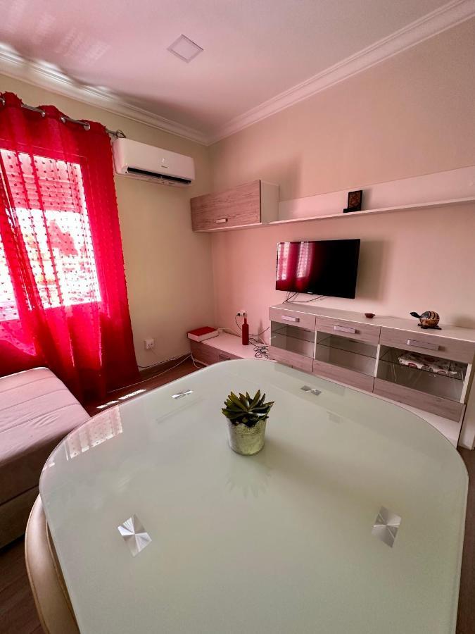 Precioso Apartamento 3 Dormitorios, Aire Acondicionado Menos 10 Min A Pie Feria Jerez De La Frontera Херес-де-ла-Фронтера Экстерьер фото