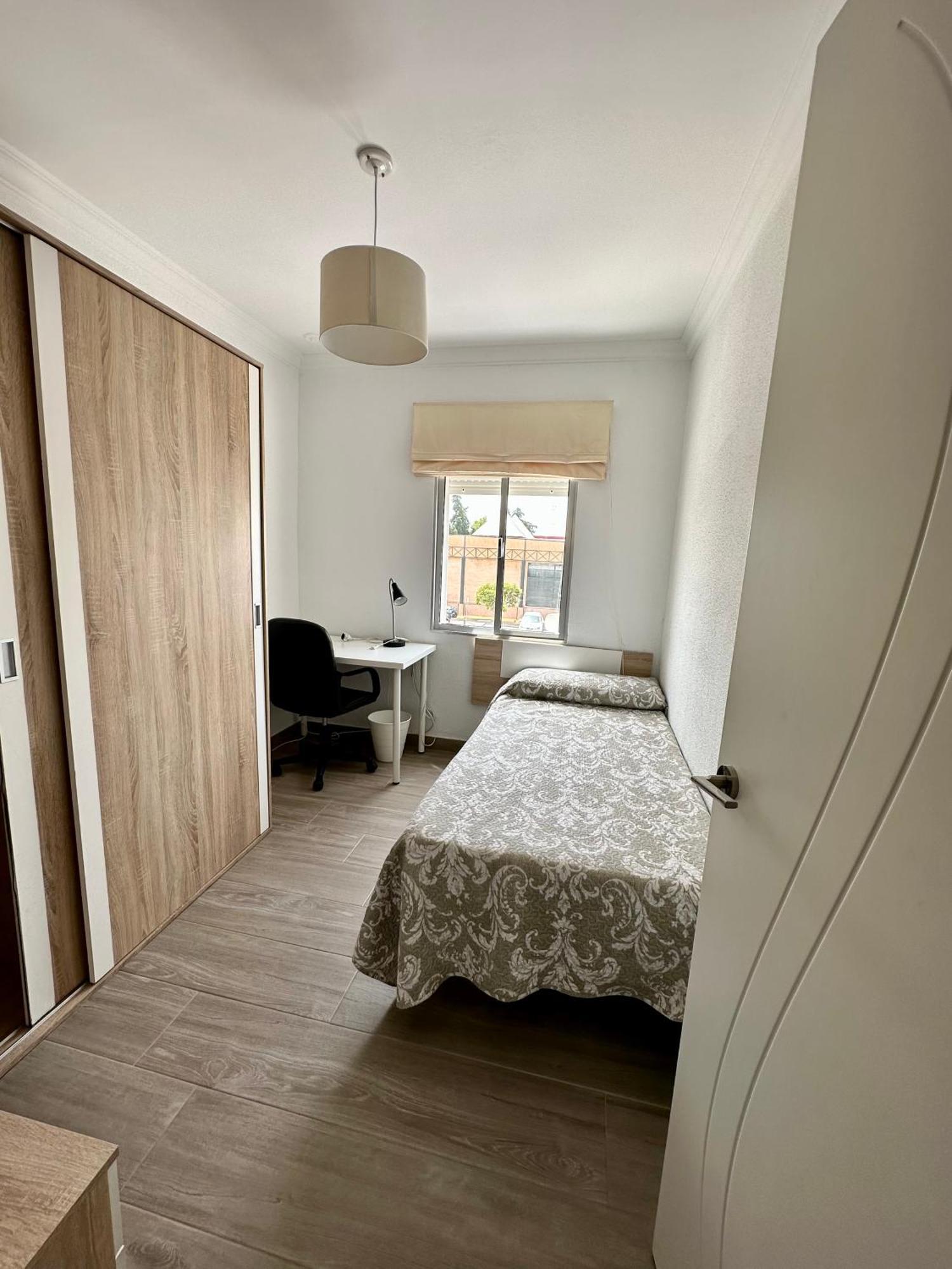 Precioso Apartamento 3 Dormitorios, Aire Acondicionado Menos 10 Min A Pie Feria Jerez De La Frontera Херес-де-ла-Фронтера Экстерьер фото