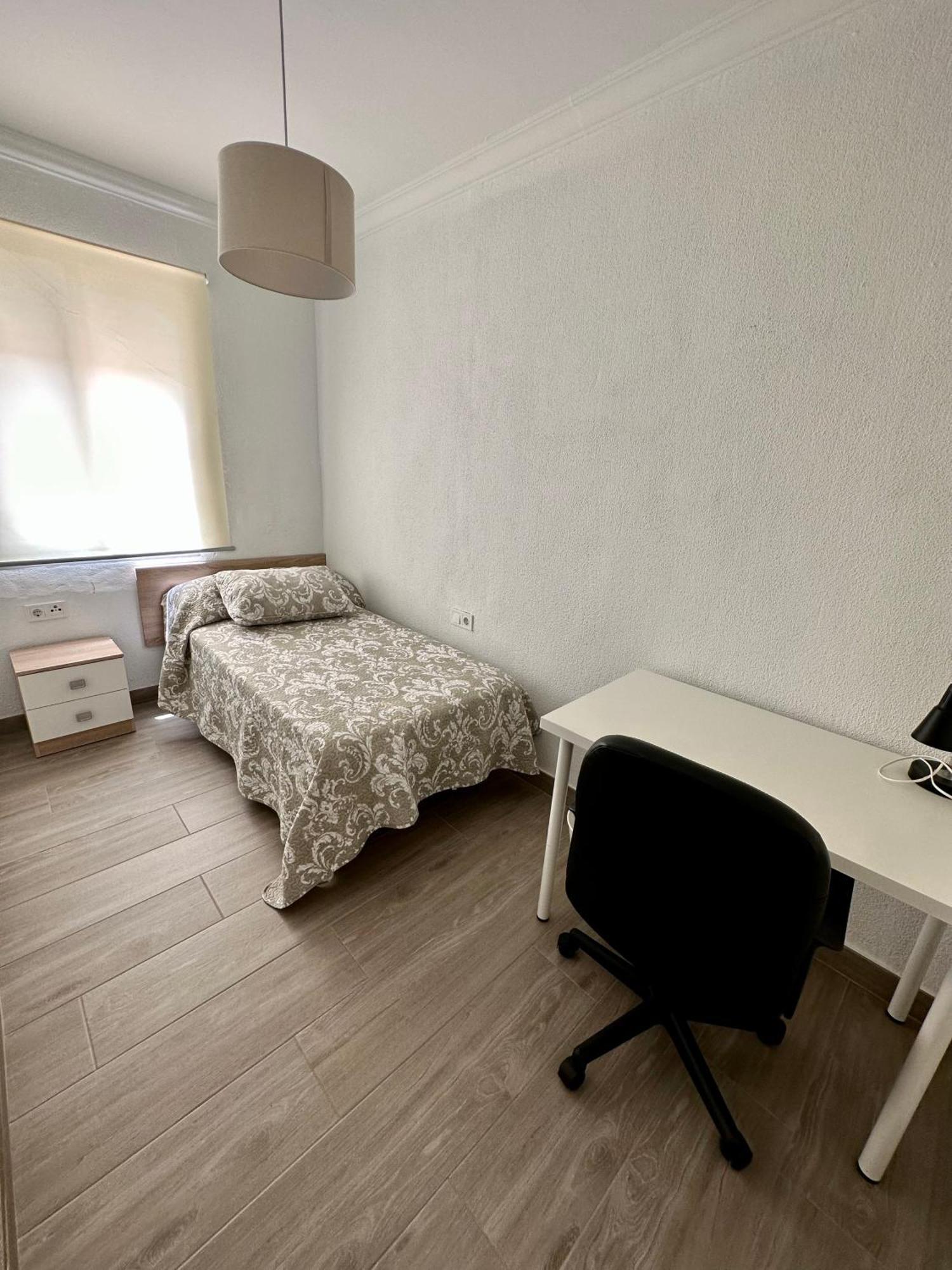 Precioso Apartamento 3 Dormitorios, Aire Acondicionado Menos 10 Min A Pie Feria Jerez De La Frontera Херес-де-ла-Фронтера Экстерьер фото