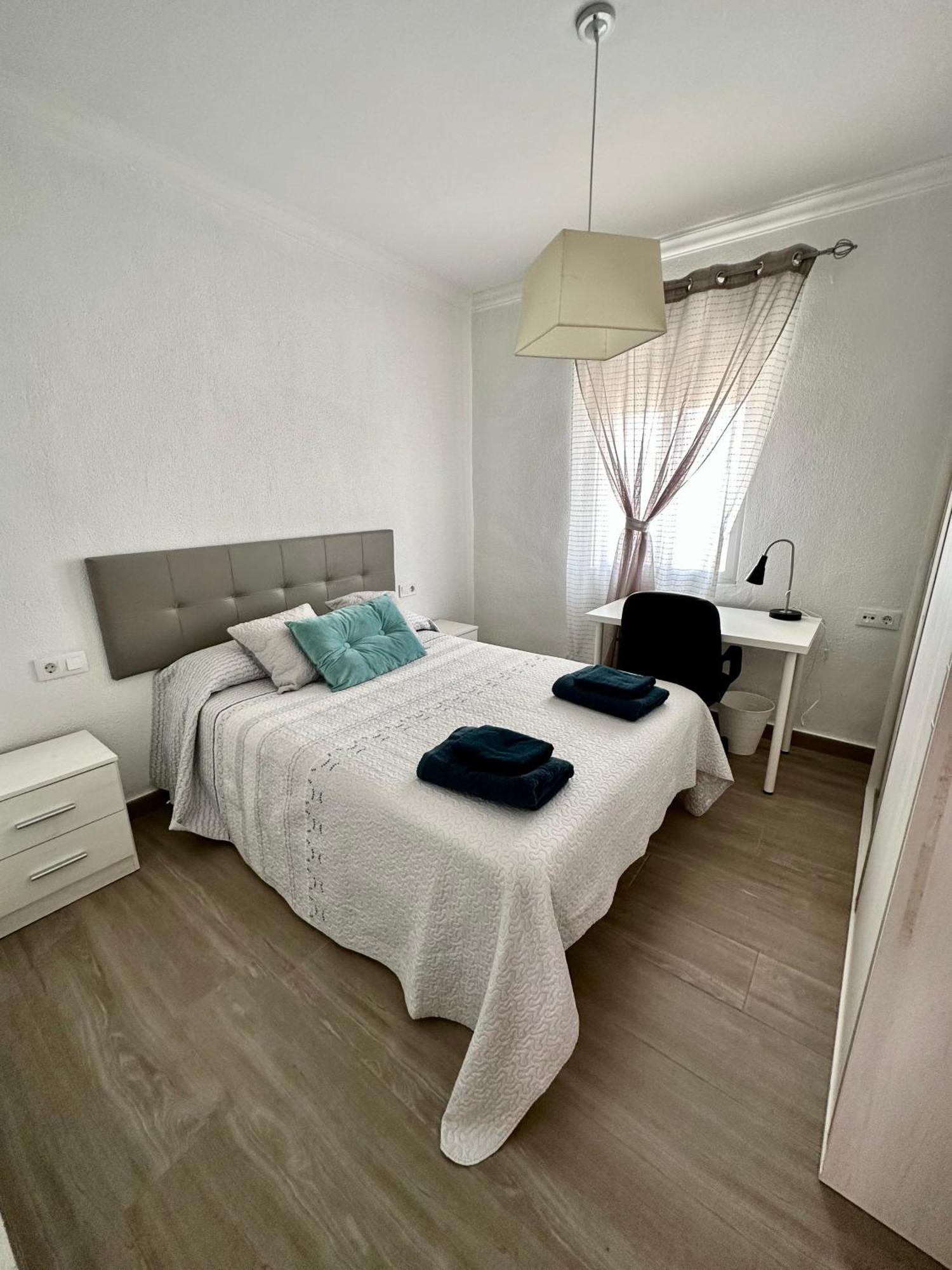Precioso Apartamento 3 Dormitorios, Aire Acondicionado Menos 10 Min A Pie Feria Jerez De La Frontera Херес-де-ла-Фронтера Экстерьер фото